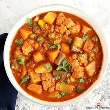 VEGETABLE CURRY